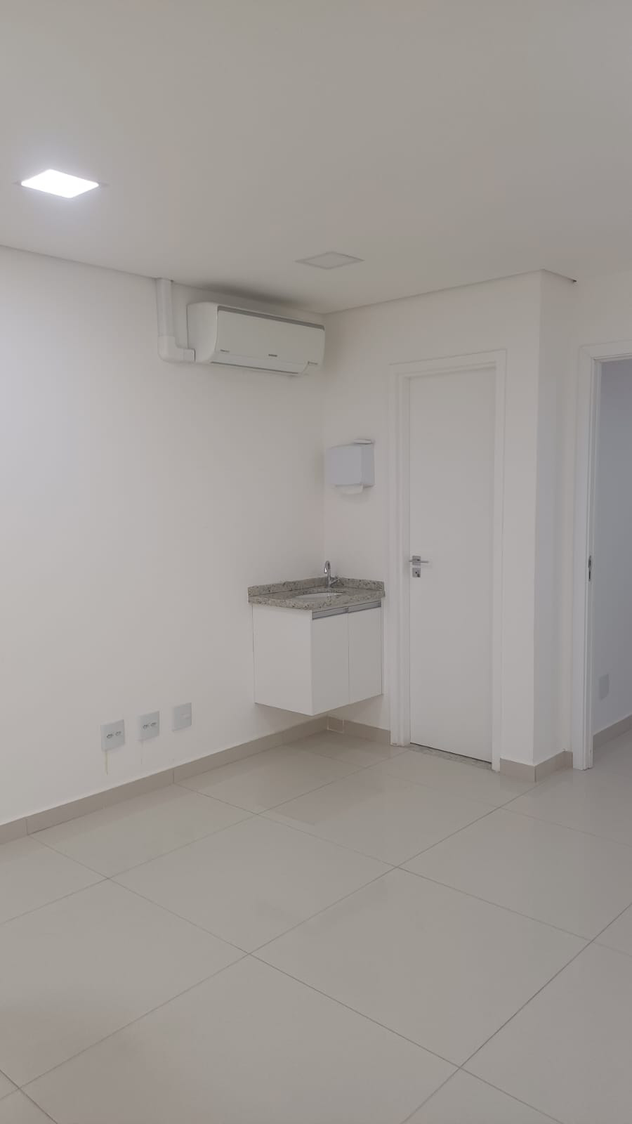 Sala comercial Office Premium Torre Medical